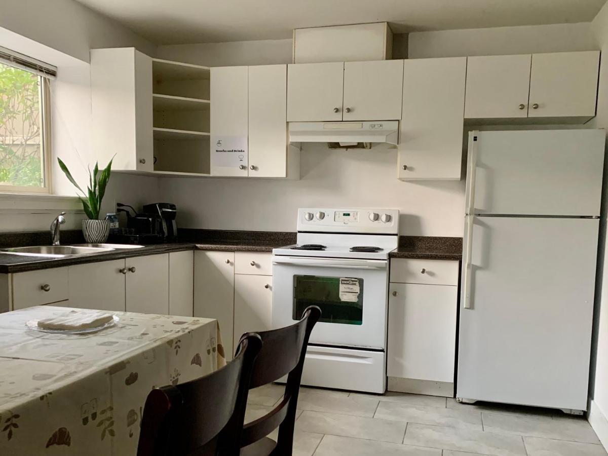 Spacious Burnaby Guest Home 外观 照片