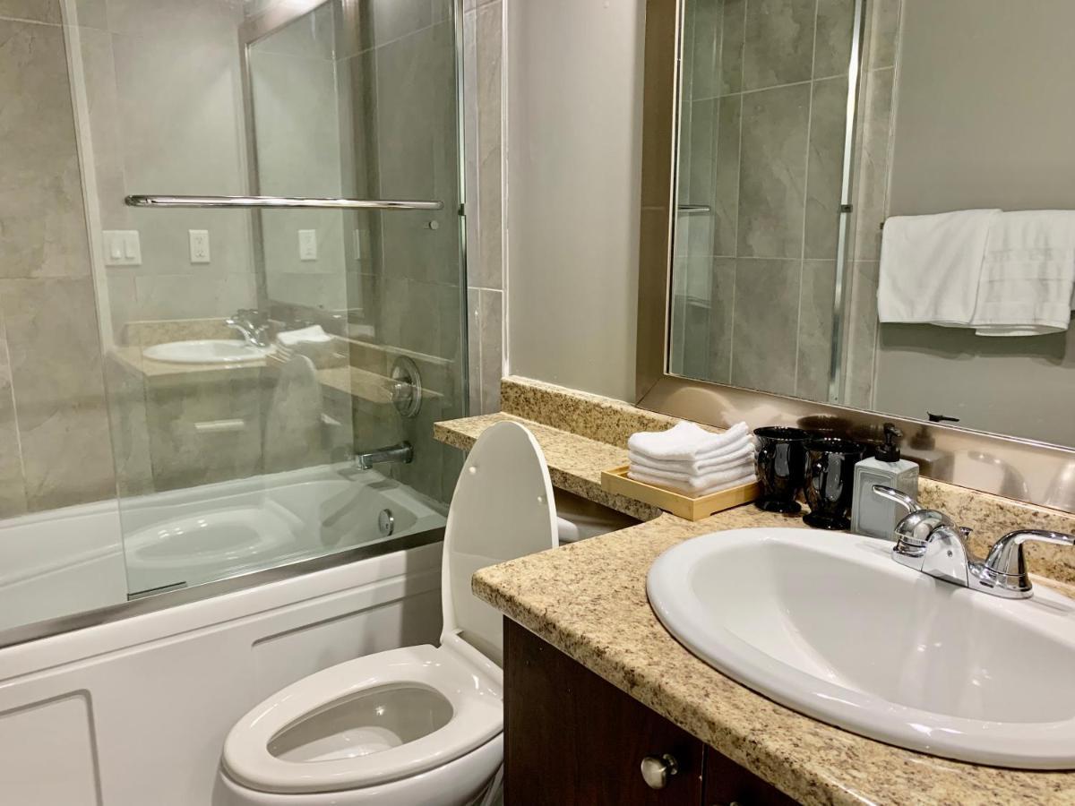 Spacious Burnaby Guest Home 外观 照片